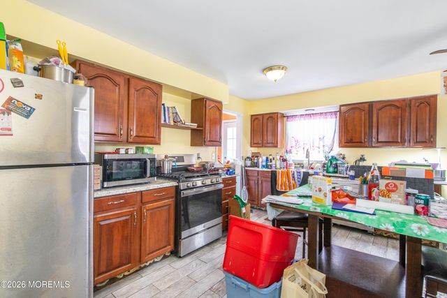128 Highland Boulevard, Keansburg, NJ 07734