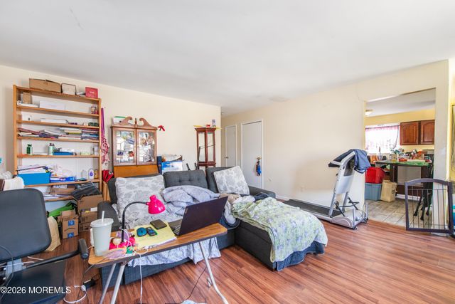 128 Highland Boulevard, Keansburg, NJ 07734