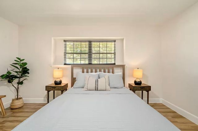 9651 Richmond Avenue, Houston, TX 77063