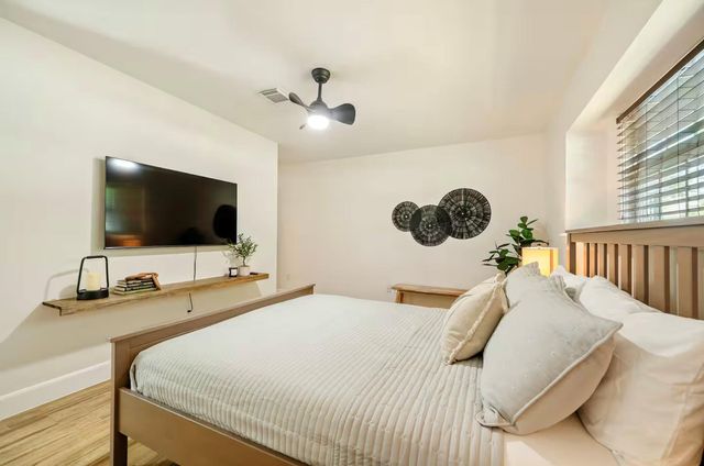 9651 Richmond Avenue, Houston, TX 77063