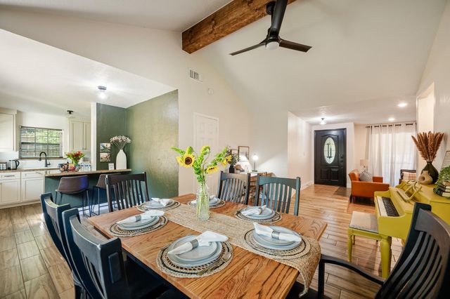 9651 Richmond Avenue, Houston, TX 77063