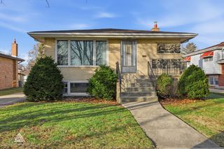 9028 Meade Avenue, Oak Lawn, IL 60453