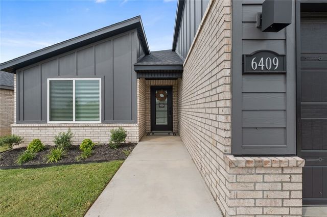 6408 NW Zella Street, Bentonville, AR 72713
