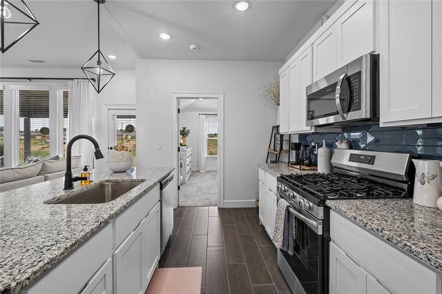 6408 NW Zella Street, Bentonville, AR 72713