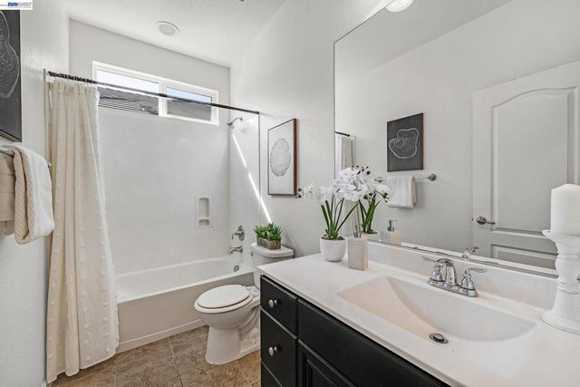 8219 Brookhaven Cir, Discovery Bay, CA 94505