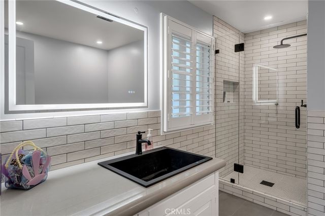 4217 Cedar, Long Beach, CA 90807