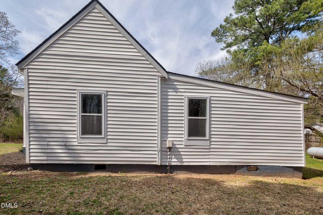 401 Prince Drive, Holly Springs, NC 27540