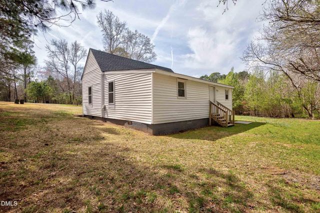 401 Prince Drive, Holly Springs, NC 27540