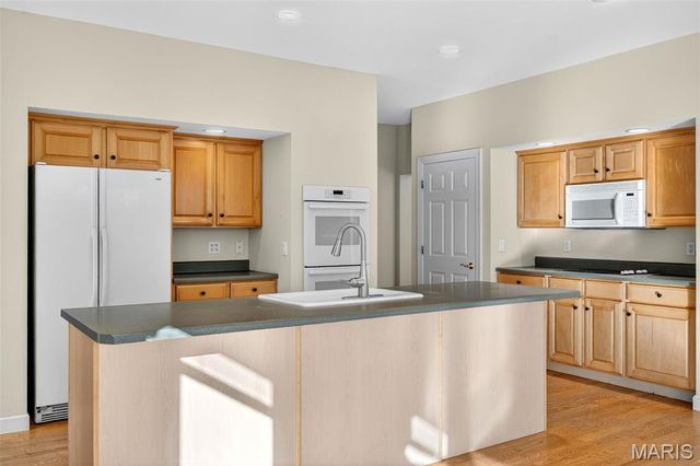 18360 Pinhook Hollow Drive, Wildwood, MO 63069