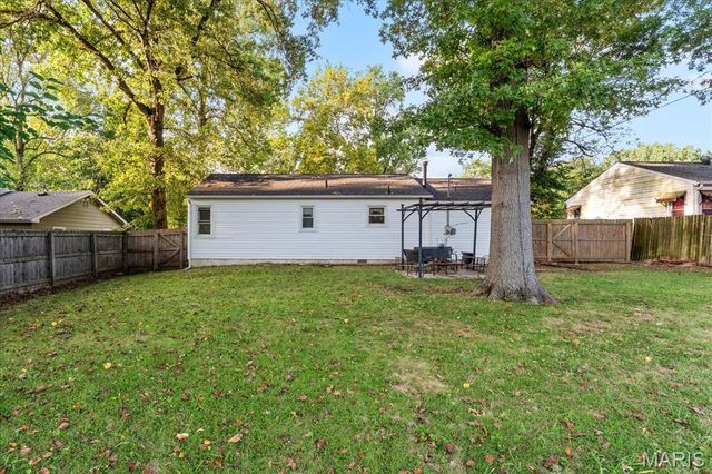 10 Manas Drive, Belleville, IL 62226