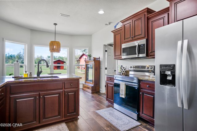 21260 NW Oak Tree Road, Clarksville, FL 32430