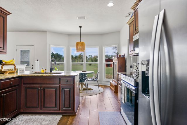 21260 NW Oak Tree Road, Clarksville, FL 32430