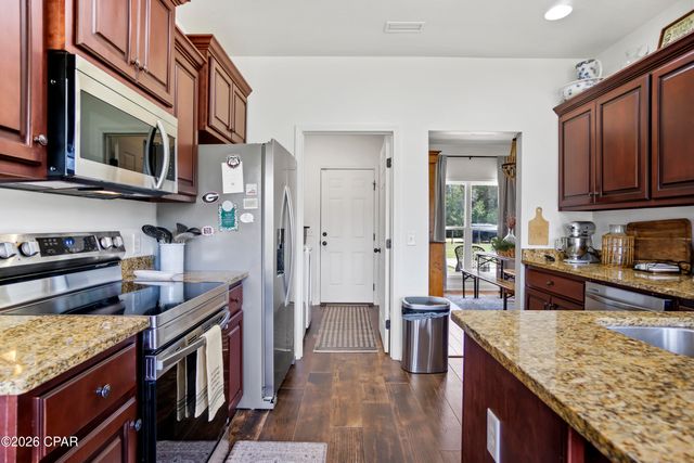 21260 NW Oak Tree Road, Clarksville, FL 32430