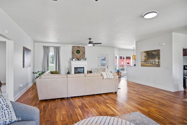 21260 NW Oak Tree Road, Clarksville, FL 32430