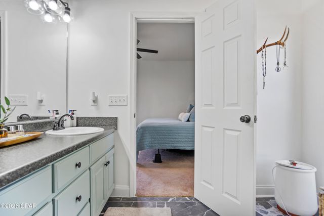 21260 NW Oak Tree Road, Clarksville, FL 32430