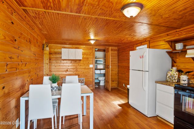 21260 NW Oak Tree Road, Clarksville, FL 32430