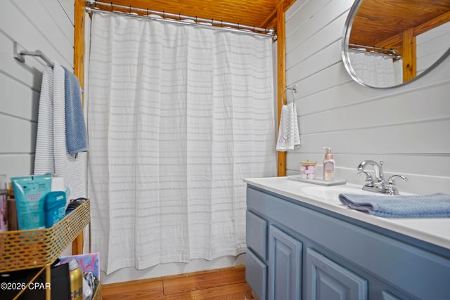 21260 NW Oak Tree Road, Clarksville, FL 32430