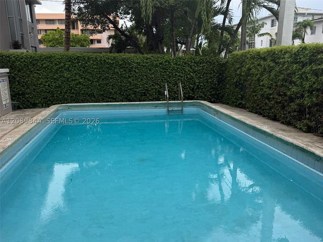 8010 Abbott Ave 5, Miami Beach, FL 33141