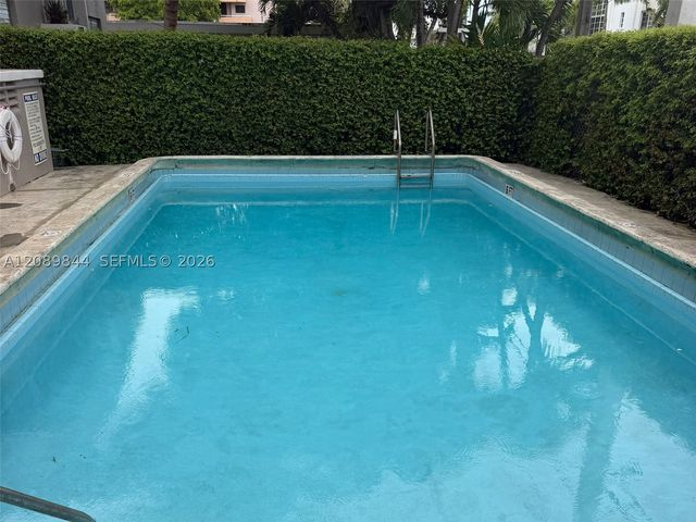 8010 Abbott Ave 5, Miami Beach, FL 33141
