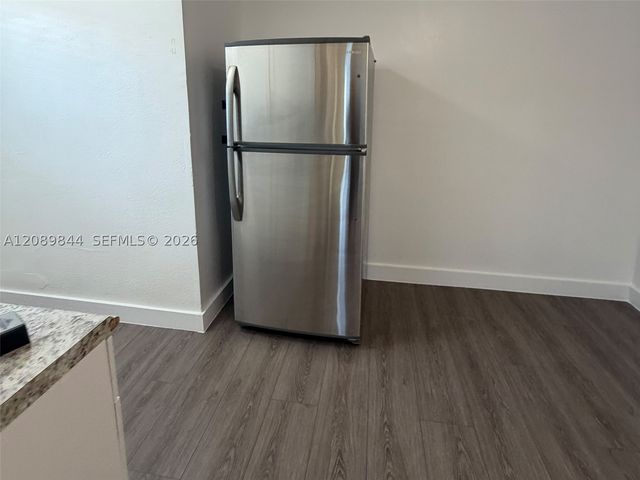 8010 Abbott Ave 5, Miami Beach, FL 33141