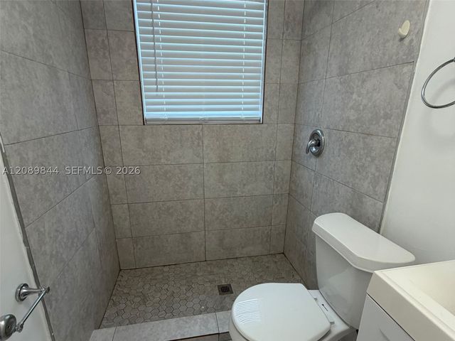 8010 Abbott Ave 5, Miami Beach, FL 33141