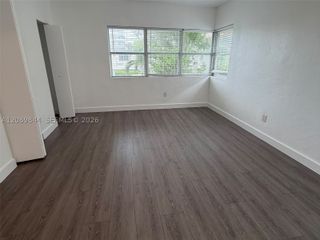 8010 Abbott Ave 5, Miami Beach, FL 33141