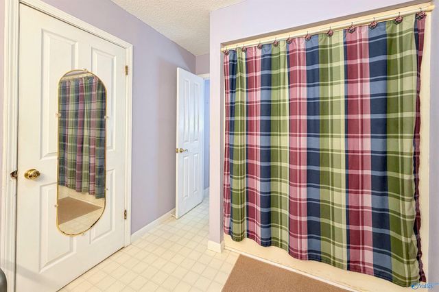 27420 Thach Road, Athens, AL 35613