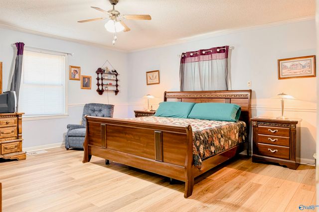 27420 Thach Road, Athens, AL 35613