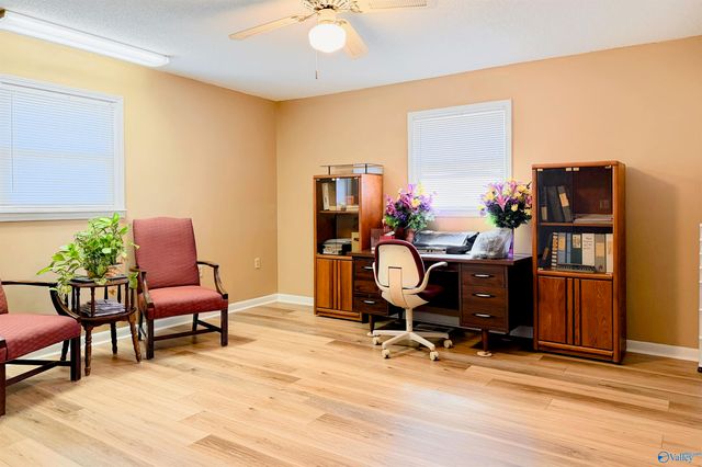 27420 Thach Road, Athens, AL 35613