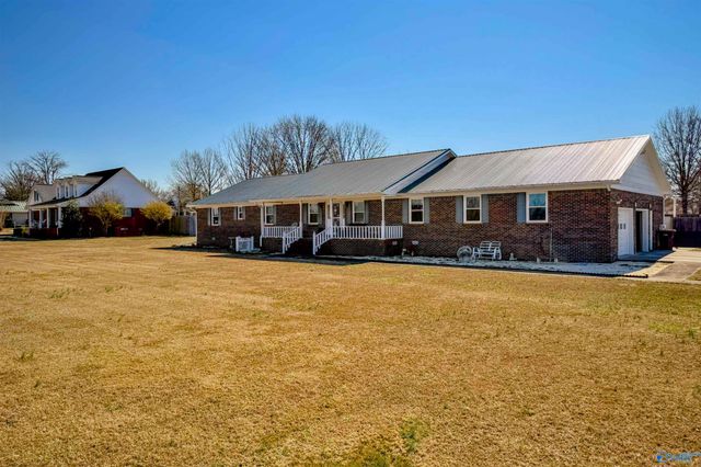 27420 Thach Road, Athens, AL 35613