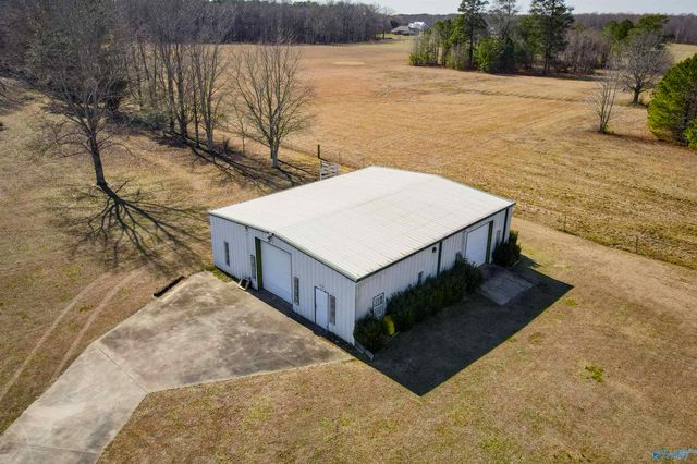 27420 Thach Road, Athens, AL 35613