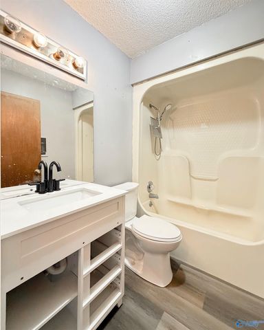 27420 Thach Road, Athens, AL 35613