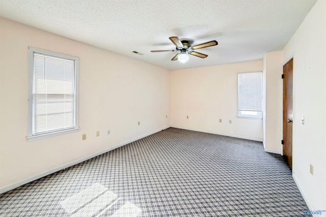 27420 Thach Road, Athens, AL 35613