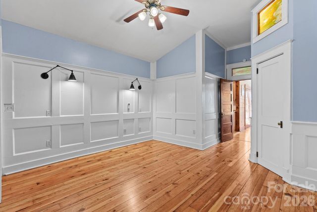 26 E Chestnut Street, Asheville, NC 28801