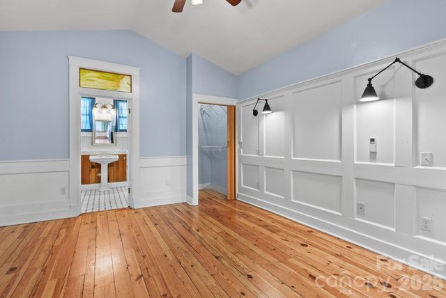 26 E Chestnut Street, Asheville, NC 28801