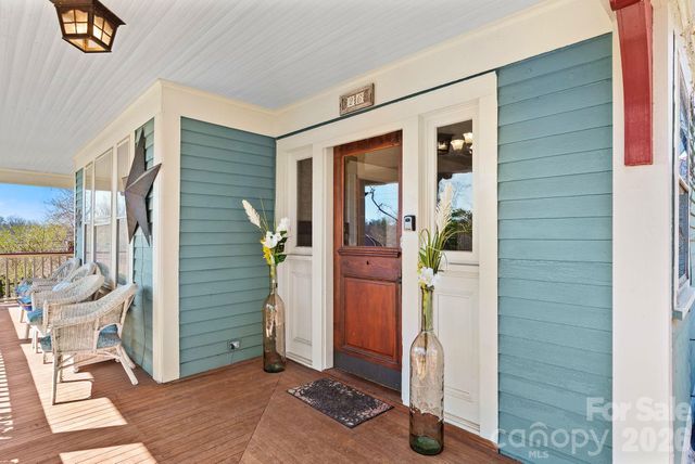 26 E Chestnut Street, Asheville, NC 28801