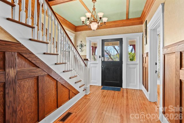 26 E Chestnut Street, Asheville, NC 28801