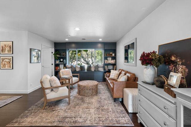 909 Greenwood Dr, Lodi, CA 95242