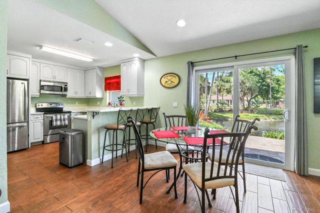 12693 61st Lane N, West Palm Beach, FL 33412