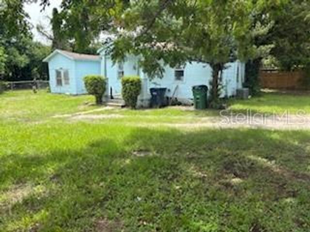 2901 E YUKON STREET, Tampa, FL 33604