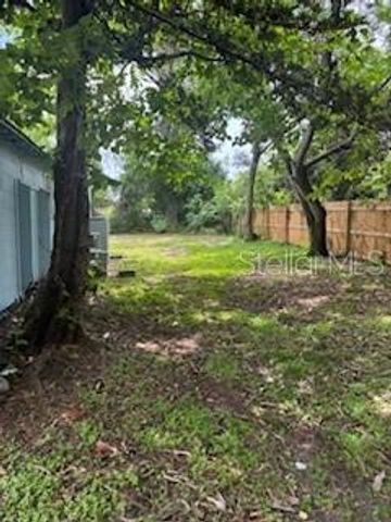 2901 E YUKON STREET, Tampa, FL 33604