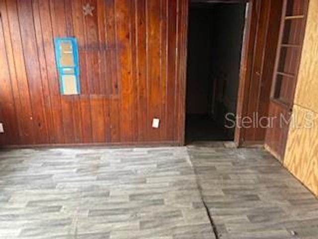 2901 E YUKON STREET, Tampa, FL 33604