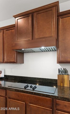 10232 E TALAMEER Avenue, Mesa, AZ 85212