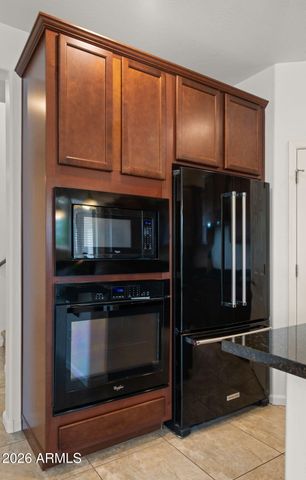 10232 E TALAMEER Avenue, Mesa, AZ 85212