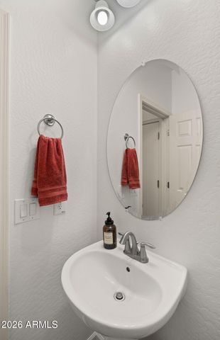 10232 E TALAMEER Avenue, Mesa, AZ 85212