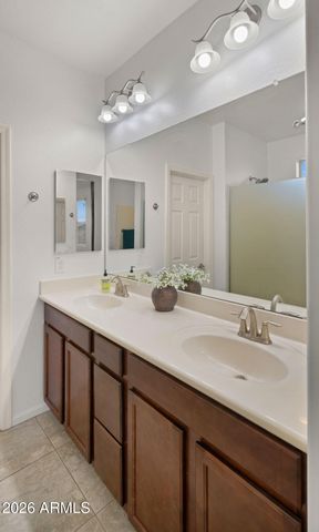 10232 E TALAMEER Avenue, Mesa, AZ 85212