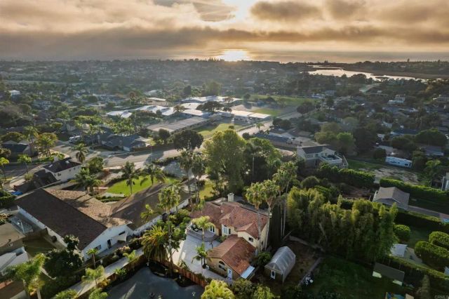 2645 Highland Drive, Carlsbad, CA 92008