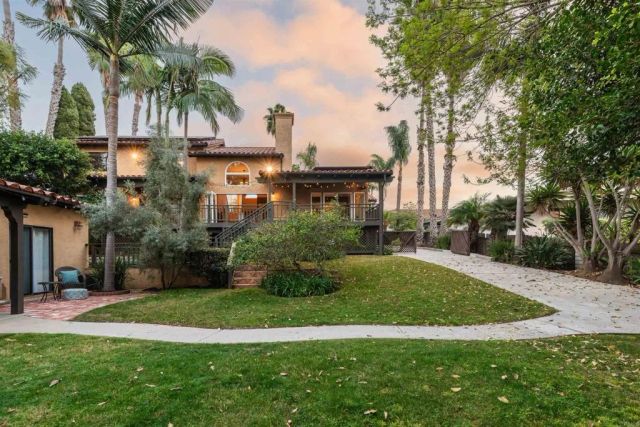 2645 Highland Drive, Carlsbad, CA 92008