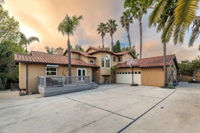 2645 Highland Drive, Carlsbad, CA 92008