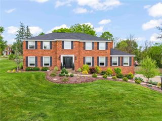 107 Lexington Drive, Peters Twp, PA 15317